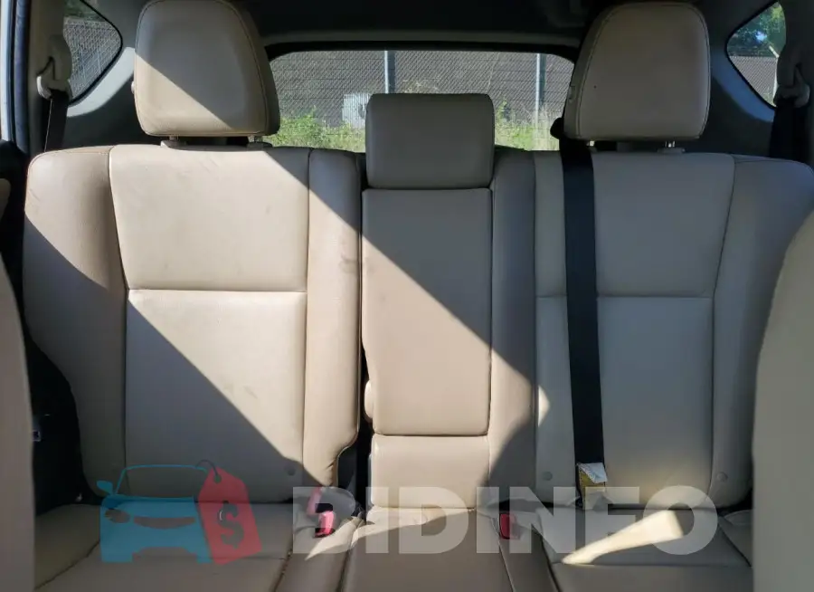 JTMDFREV3FD167611 Photo# 10