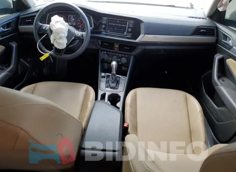 3VWCB7BU3KM252872 Photo# 8