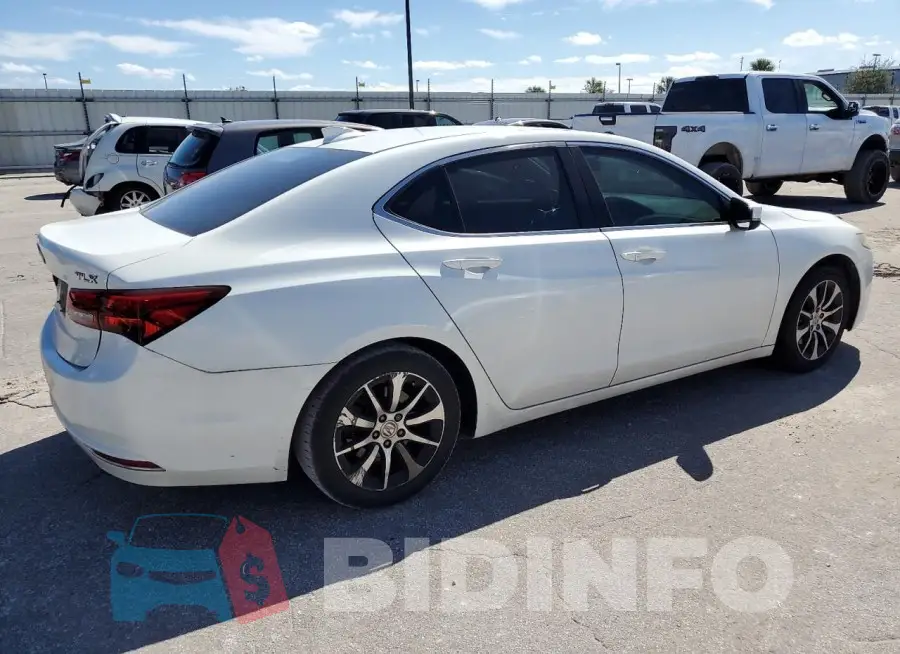 19UUB1F32FA014344 Photo# 3