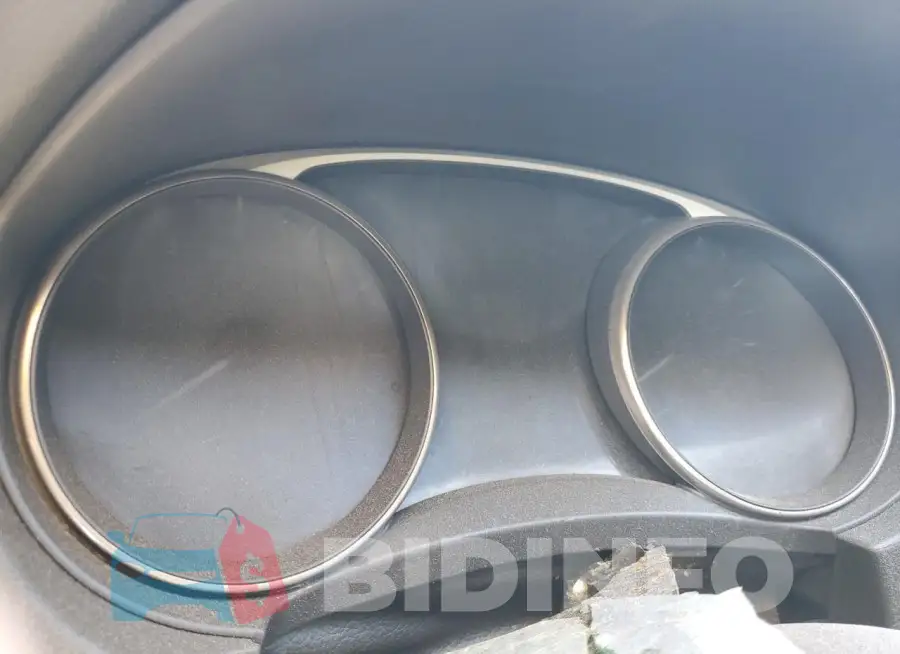 JN8AT2MT9GW001817 Photo# 9