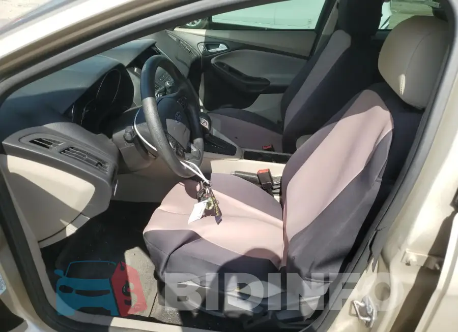 1FADP3F22JL201525 Photo# 7