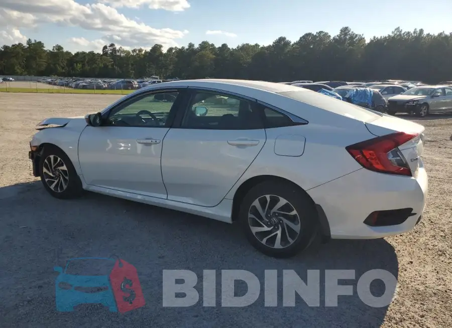 19XFC2F74GE081717 Photo# 2