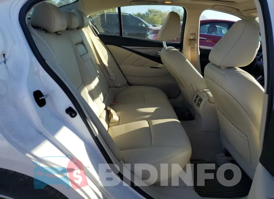 JN1BV7AR4FM397040 Photo# 10