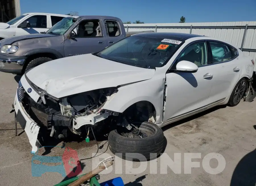 KNALC4J17H5069914 Photo# 1