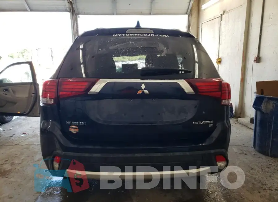 JA4AD3A31JZ068737 Photo# 6