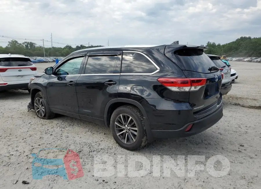 5TDJZRFH2JS527855 Photo# 2