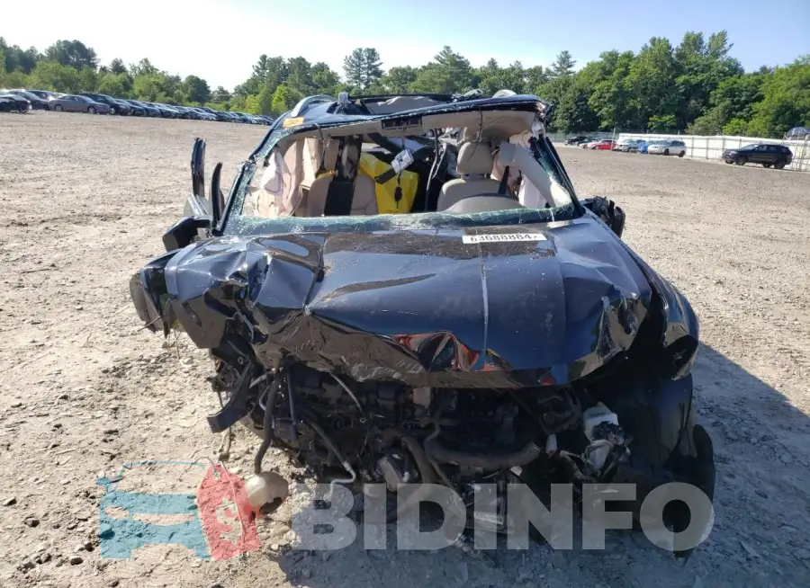 1V2MR2CA1JC569221 Photo# 5