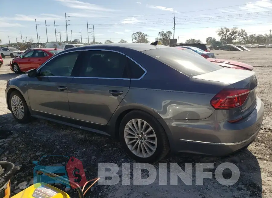 1VWBS7A30GC067787 Photo# 2