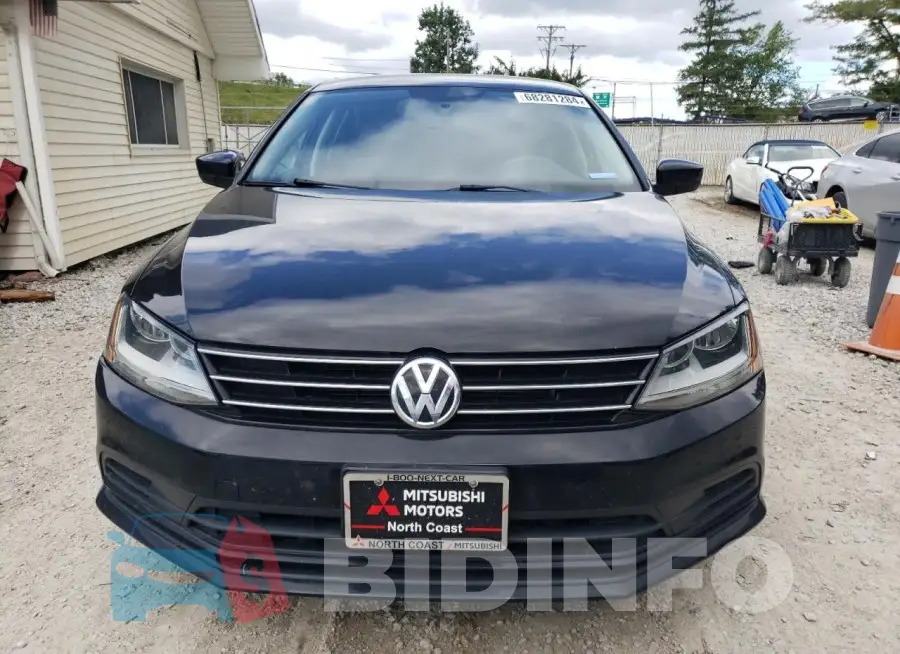 3VW2B7AJ2HM374764 Photo# 5