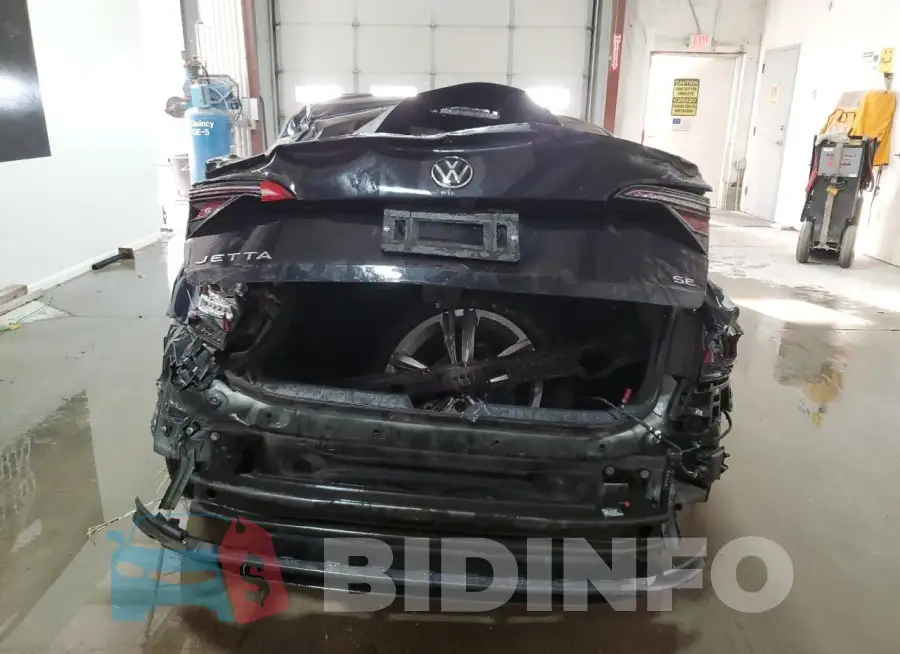 3VW7M7BU8RM024257 Photo# 6