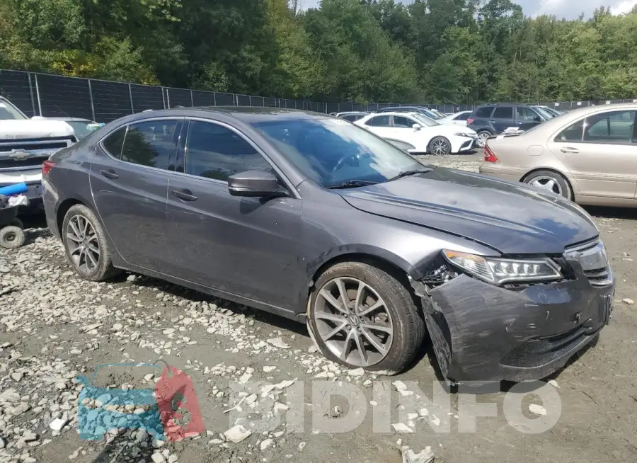 19UUB2F38HA002224 Photo# 4