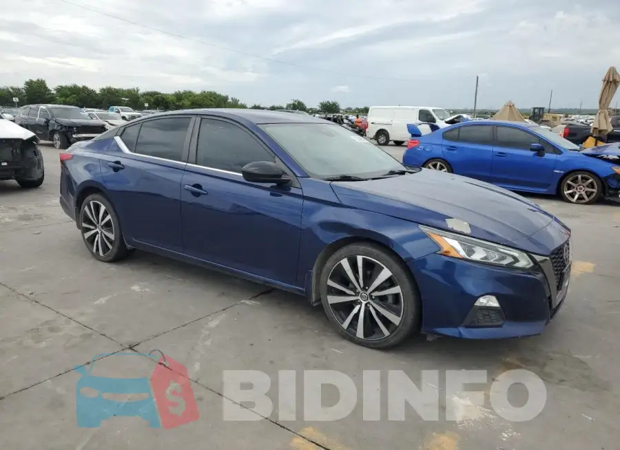 1N4BL4CV6LN312383 Photo# 4