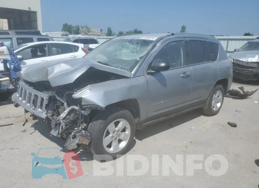 1C4NJCBA2FD137954 Photo# 1
