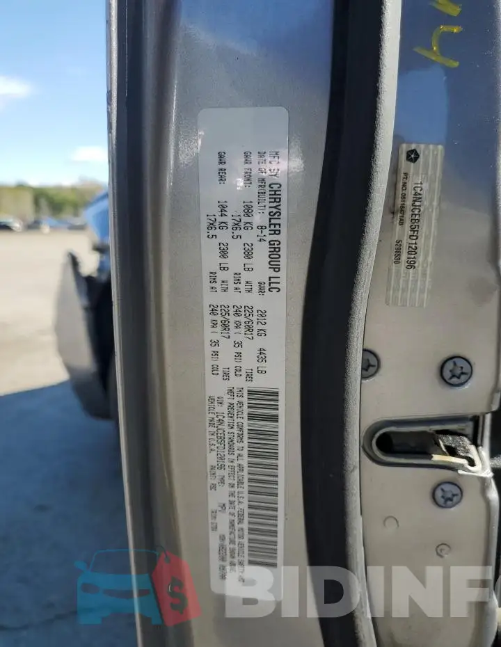 1C4NJCEB5FD120196 Photo# 13