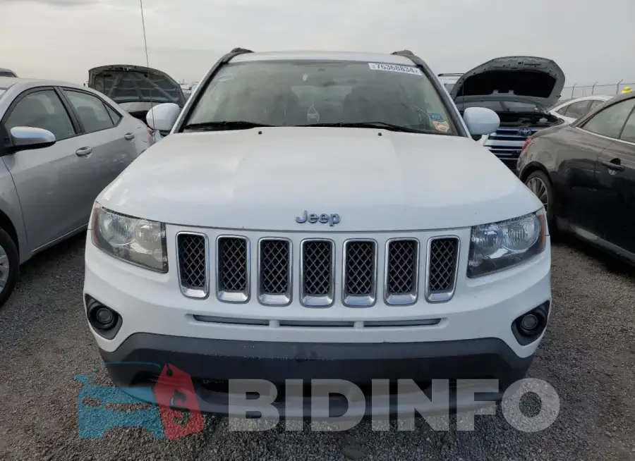 1C4NJDEB7GD616852 Photo# 5