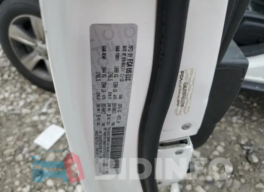 1C4NJDEB7HD137249 Photo# 12