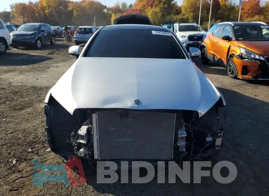 WDDWJ8EB5KF902438 Photo# 5