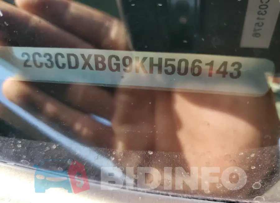 2C3CDXBG9KH506143 Photo# 13