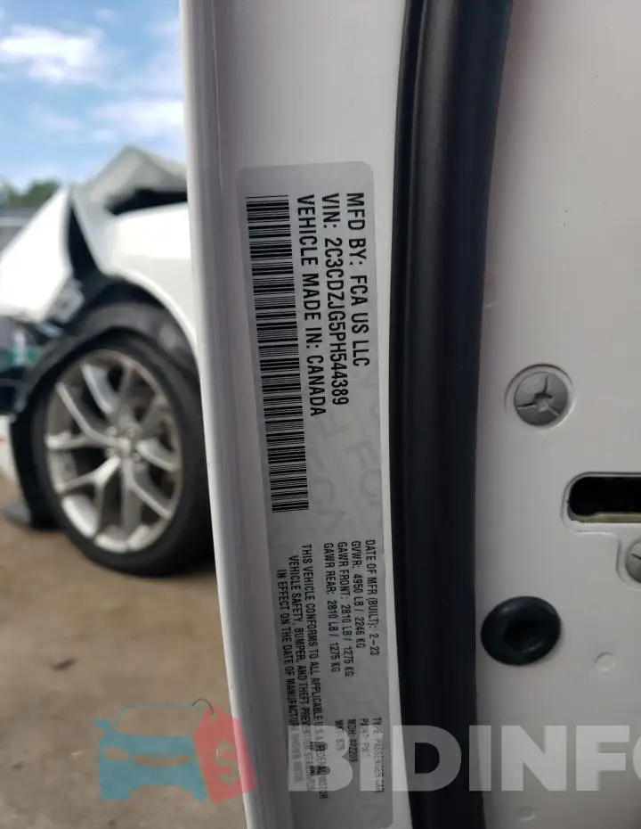2C3CDZJG5PH544389 Photo# 12