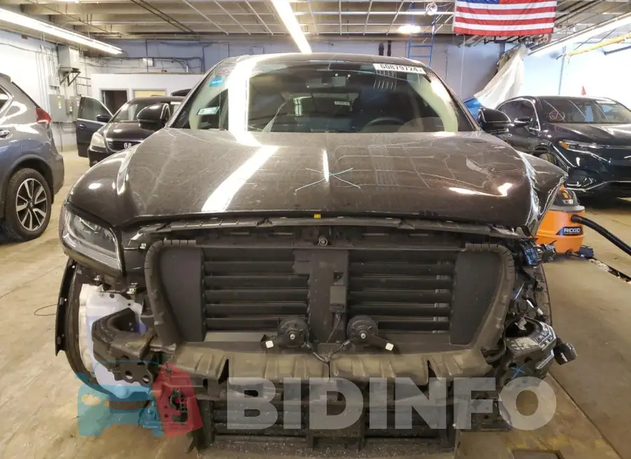 2LMPJ6J97PBL05743 Photo# 5