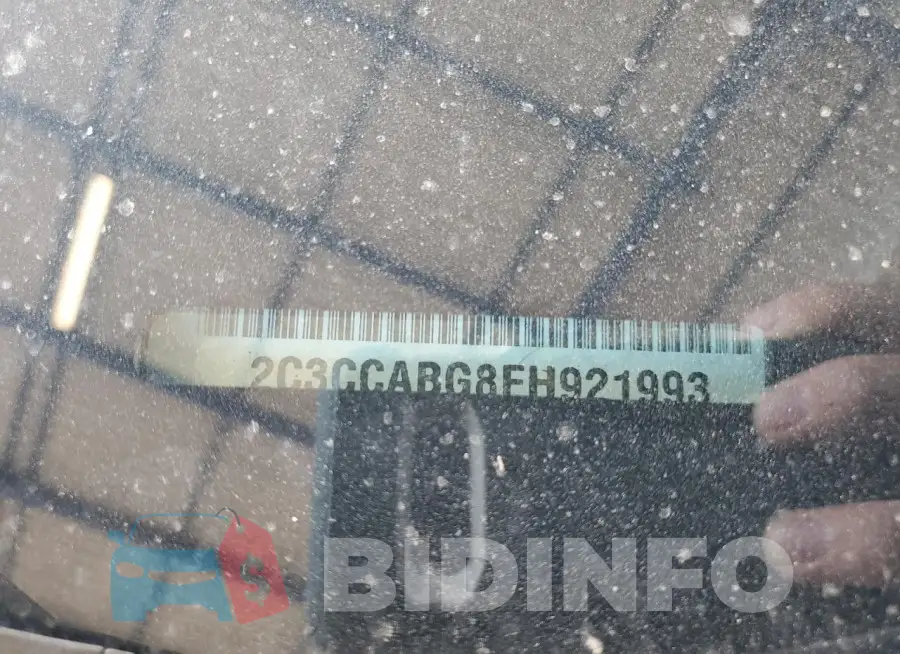 2C3CCABG8FH921993 Photo# 12