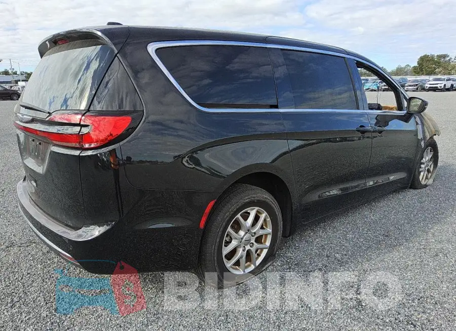 2C4RC1BG4PR515923 Photo# 3