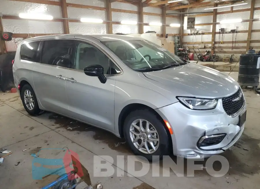 2C4RC1BG9RR172206 Photo# 4