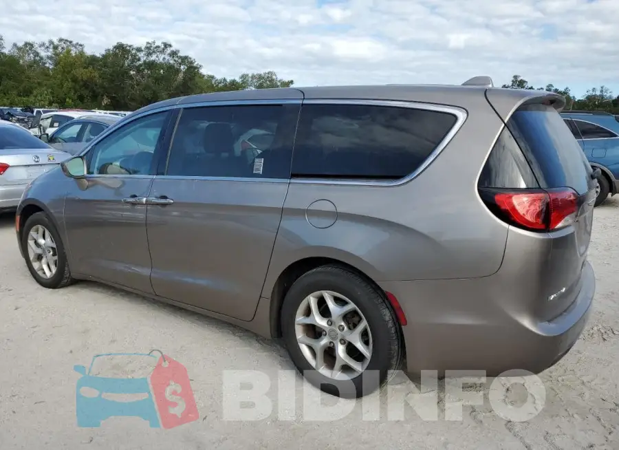 2C4RC1FG1JR227374 Photo# 2
