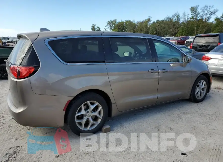 2C4RC1FG1JR227374 Photo# 3