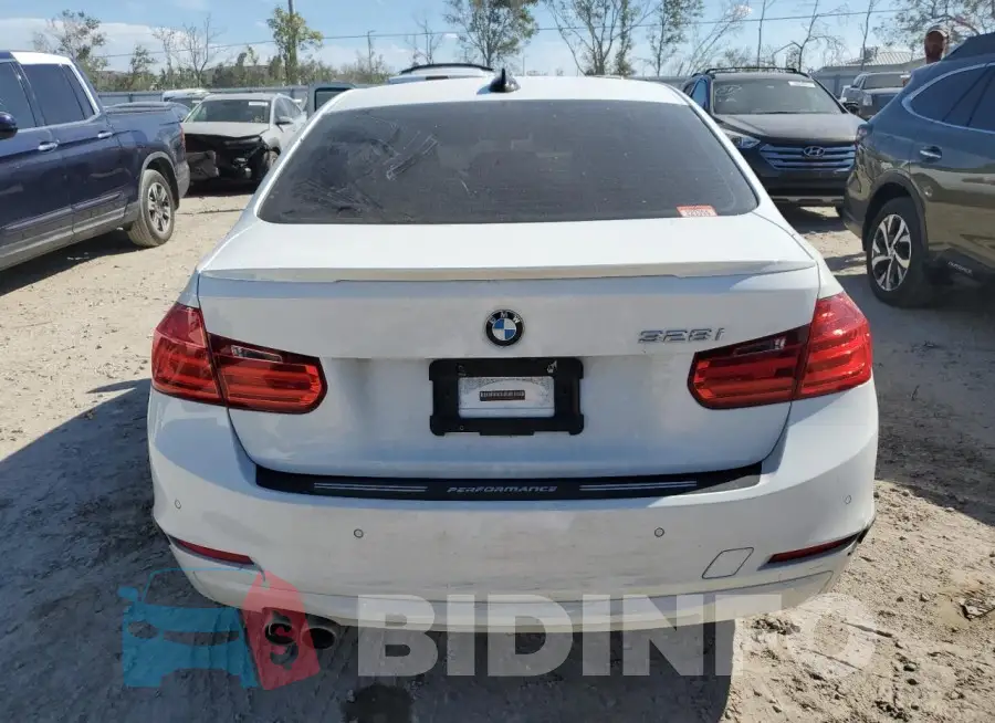 WBA3A5G51FNS84157 Photo# 6