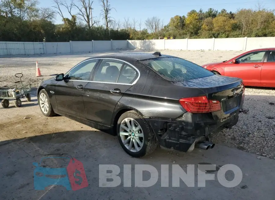 WBAFV3C59GD687211 Photo# 2