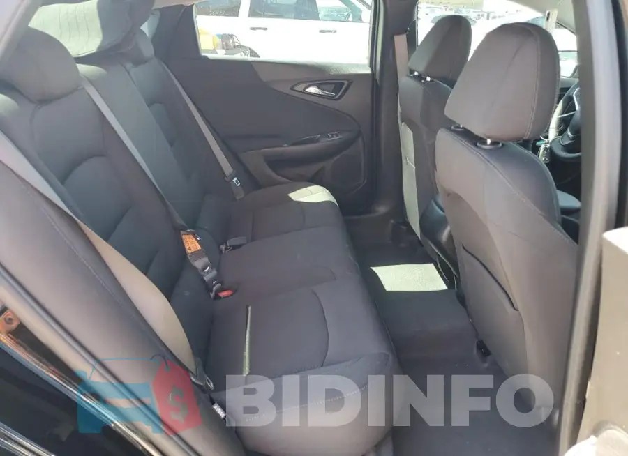 1G1ZG5ST4RF177886 Photo# 10