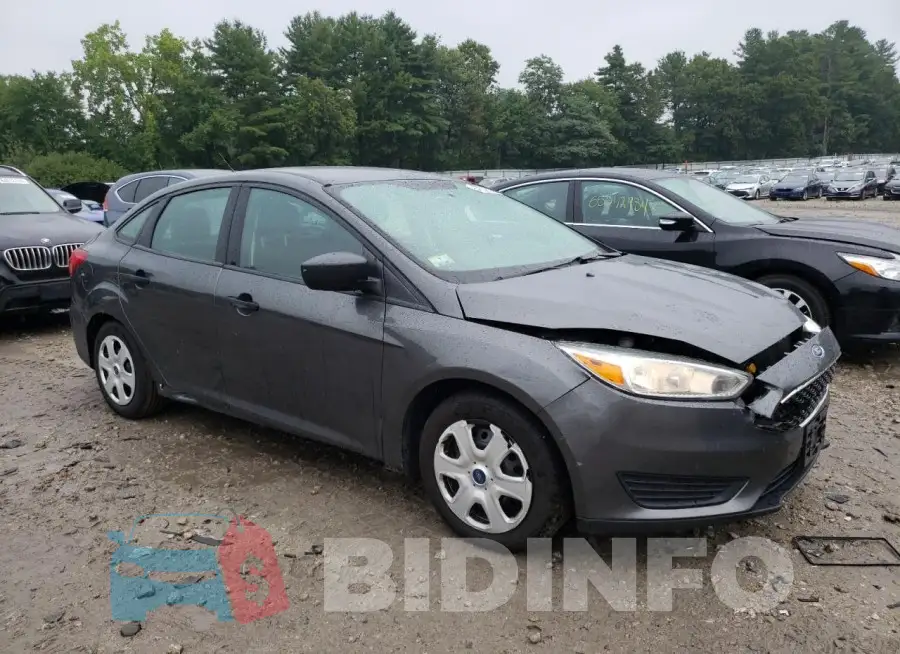 1FADP3E21GL334724 Photo# 4
