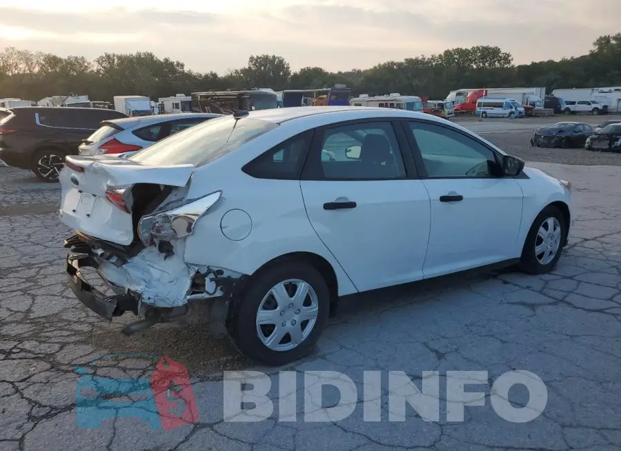 1FADP3E22JL303084 Photo# 3