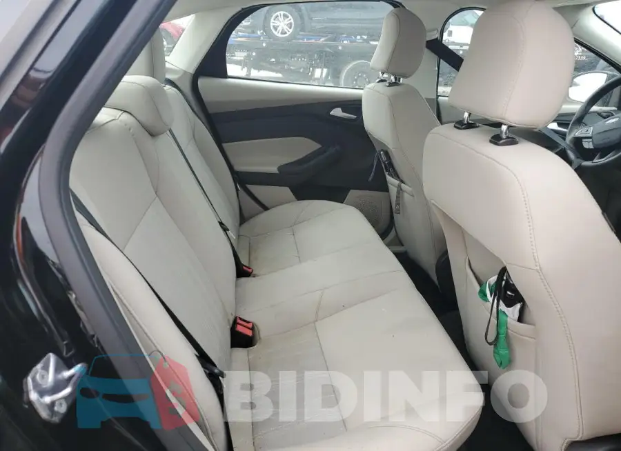 1FADP3F25GL266314 Photo# 10