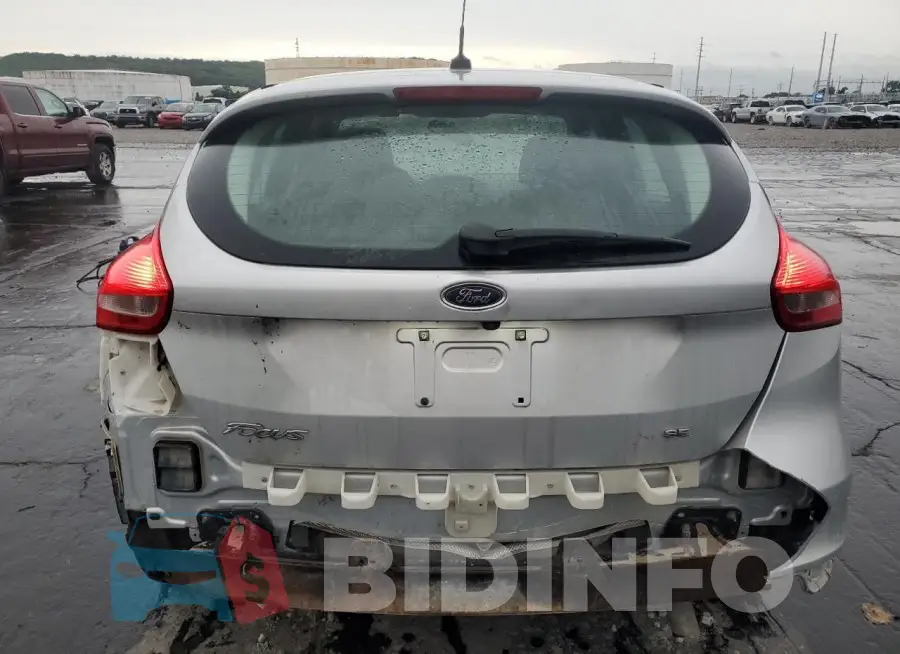 1FADP3K22JL330516 Photo# 6