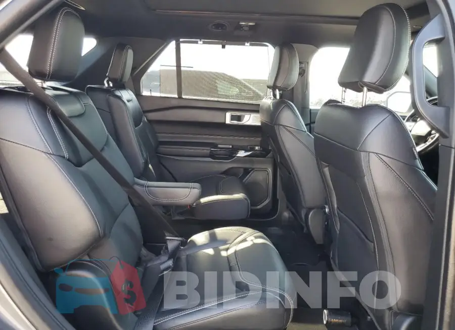 1FM5K8GC4MGB44920 Photo# 11