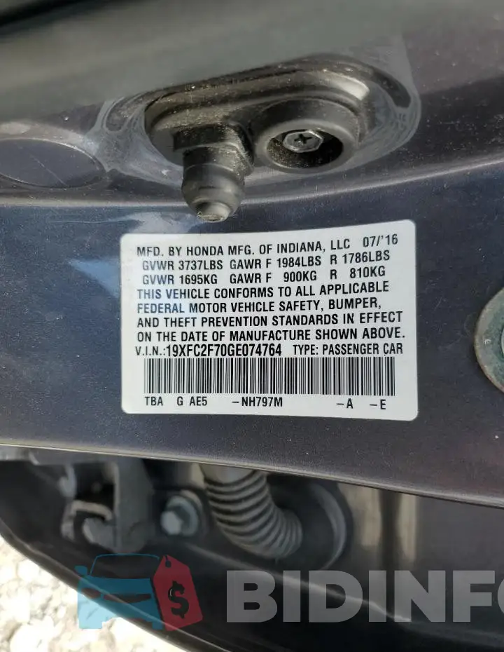 19XFC2F70GE074764 Photo# 12