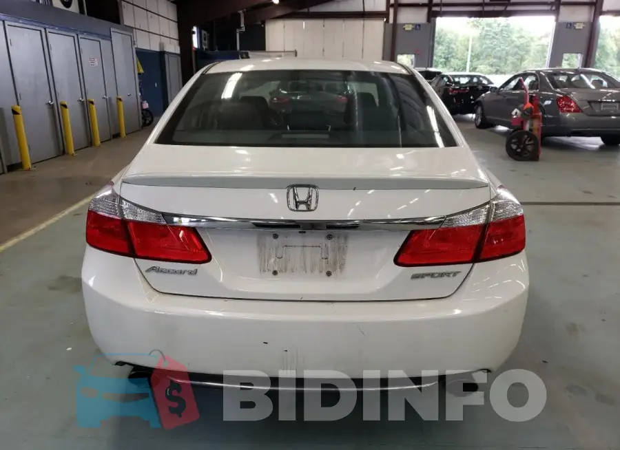1HGCR2F57FA206793 Photo# 6