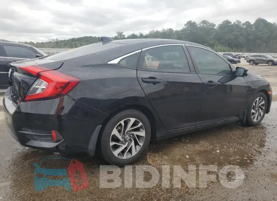 2HGFC2F76HH568117 Photo# 3