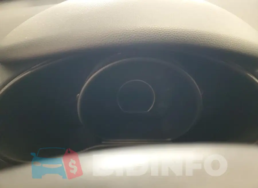 KNDJN2A28J7585369 Photo# 9