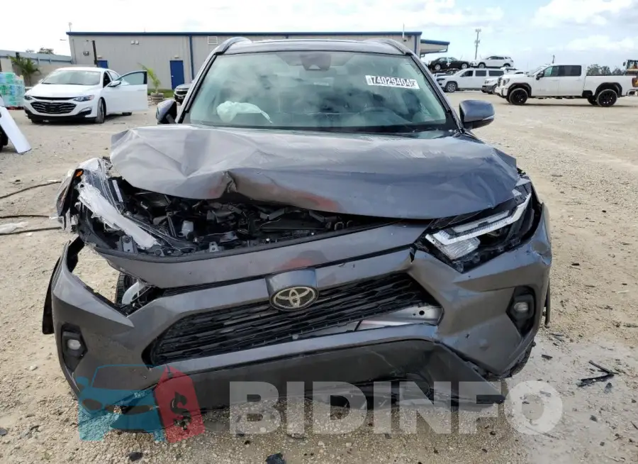2T3C1RFV6PC235043 Photo# 5
