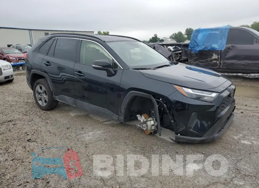 JTMW1RFV9PD098012 Photo# 4