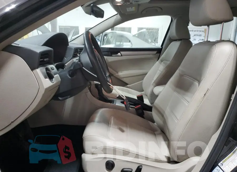 1VWSA7A39NC006180 Photo# 7
