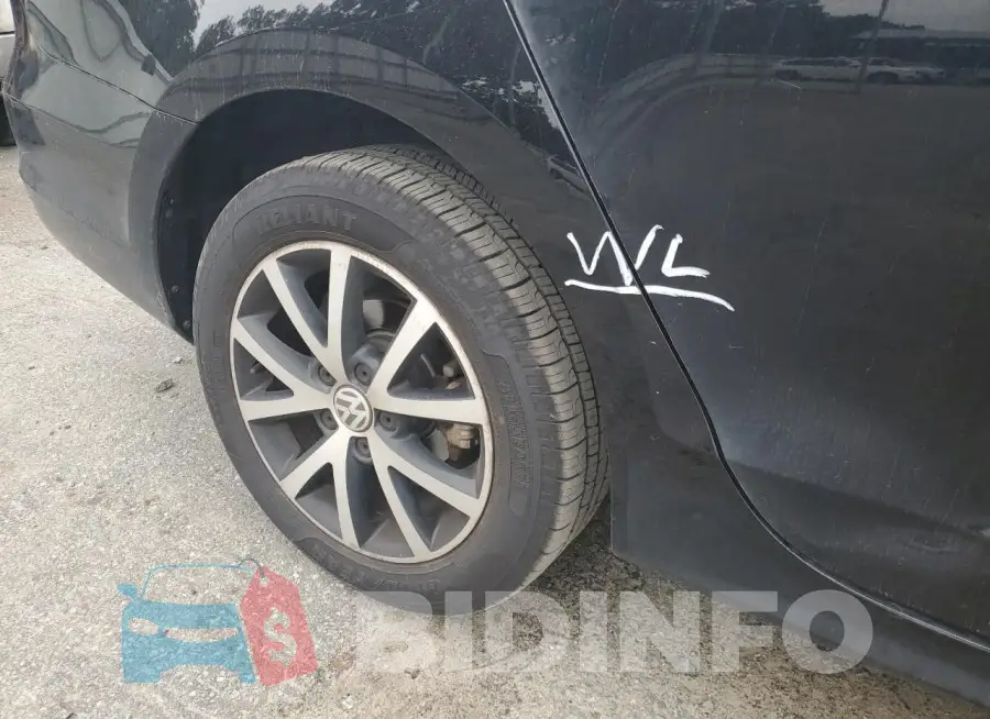 3VWDB7AJ7HM259778 Photo# 12