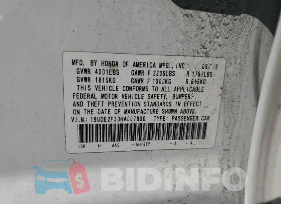 19UDE2F30HA007800 Photo# 12