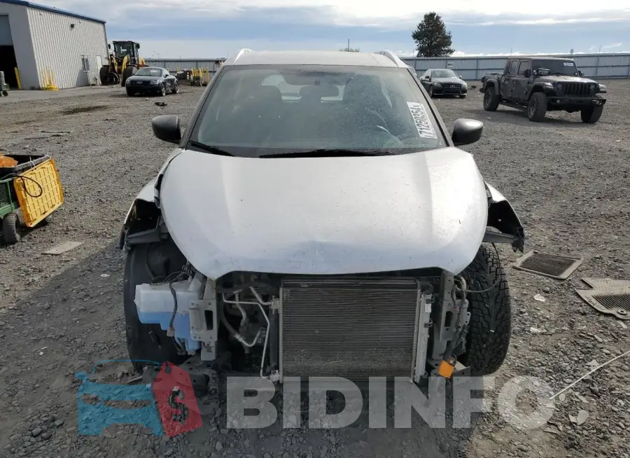 3N1CP5CU4JL515899 Photo# 5