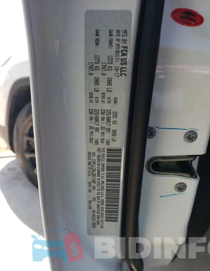 1C4PJLCB4JD511487 Photo# 12