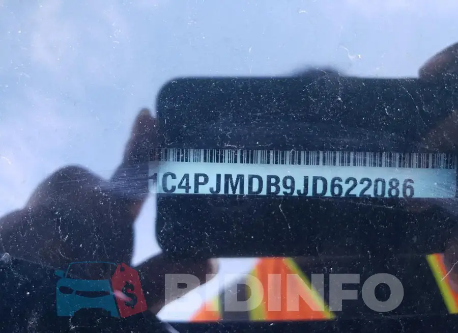 1C4PJMDB9JD622086 Photo# 14