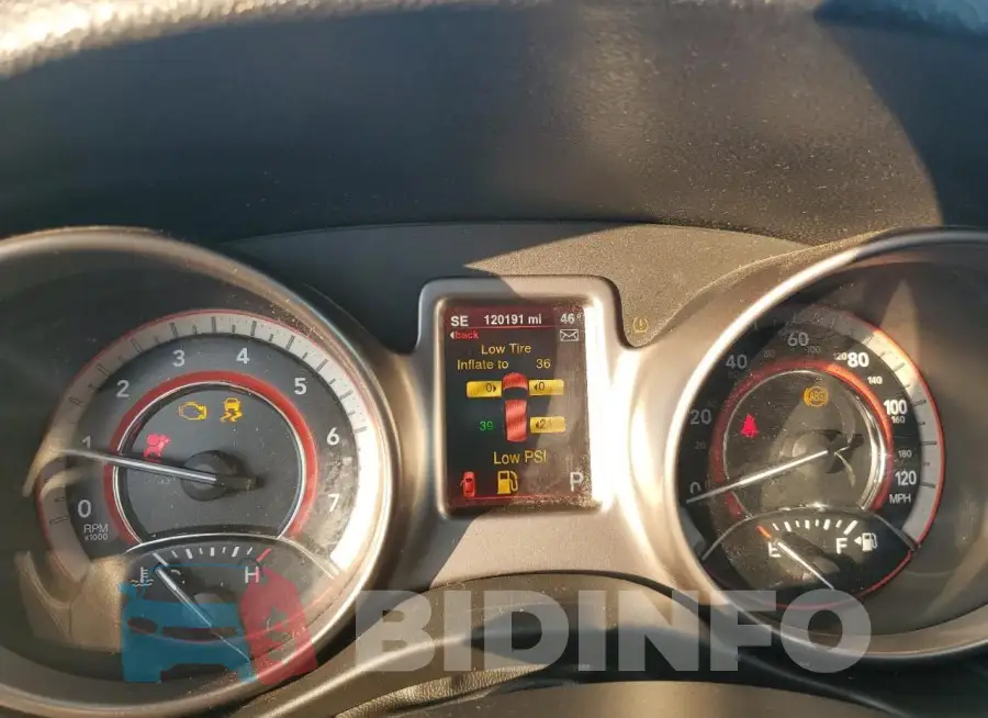 3C4PDCGG4GT107718 Photo# 9